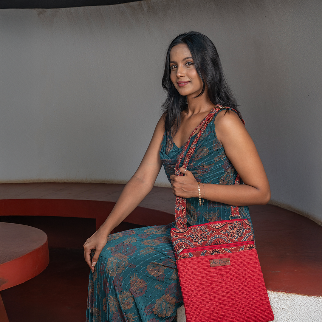 Dobby Kalamkari Jute Sling Bag Large