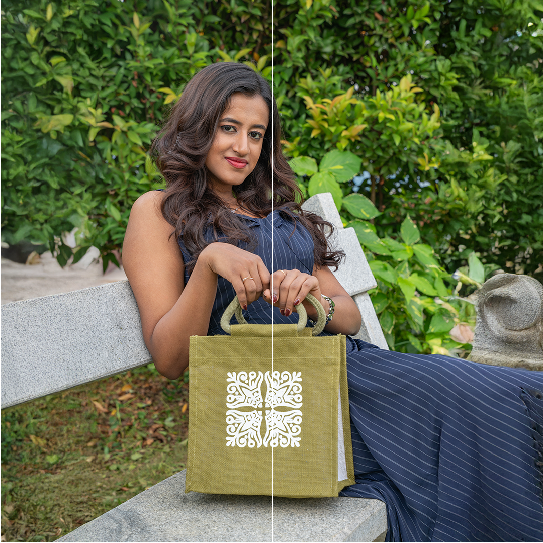 Motif Zipper Jute Lunch Bag