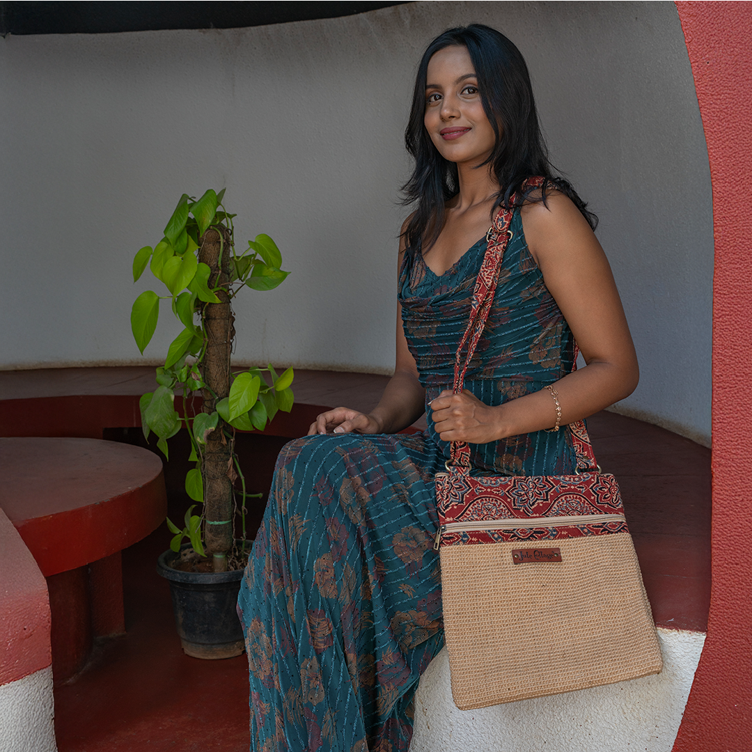 Dobby Kalamkari Jute Sling Bag Large