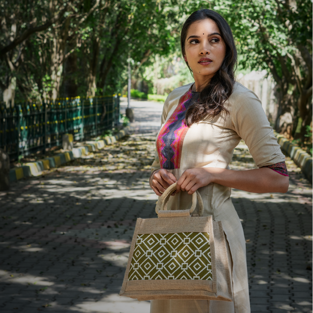 Taper Zipper Jute Lunch Bag