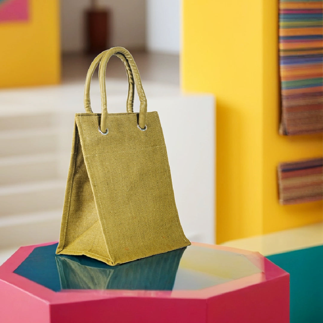 Big Eyelet Jute Lunch Bag