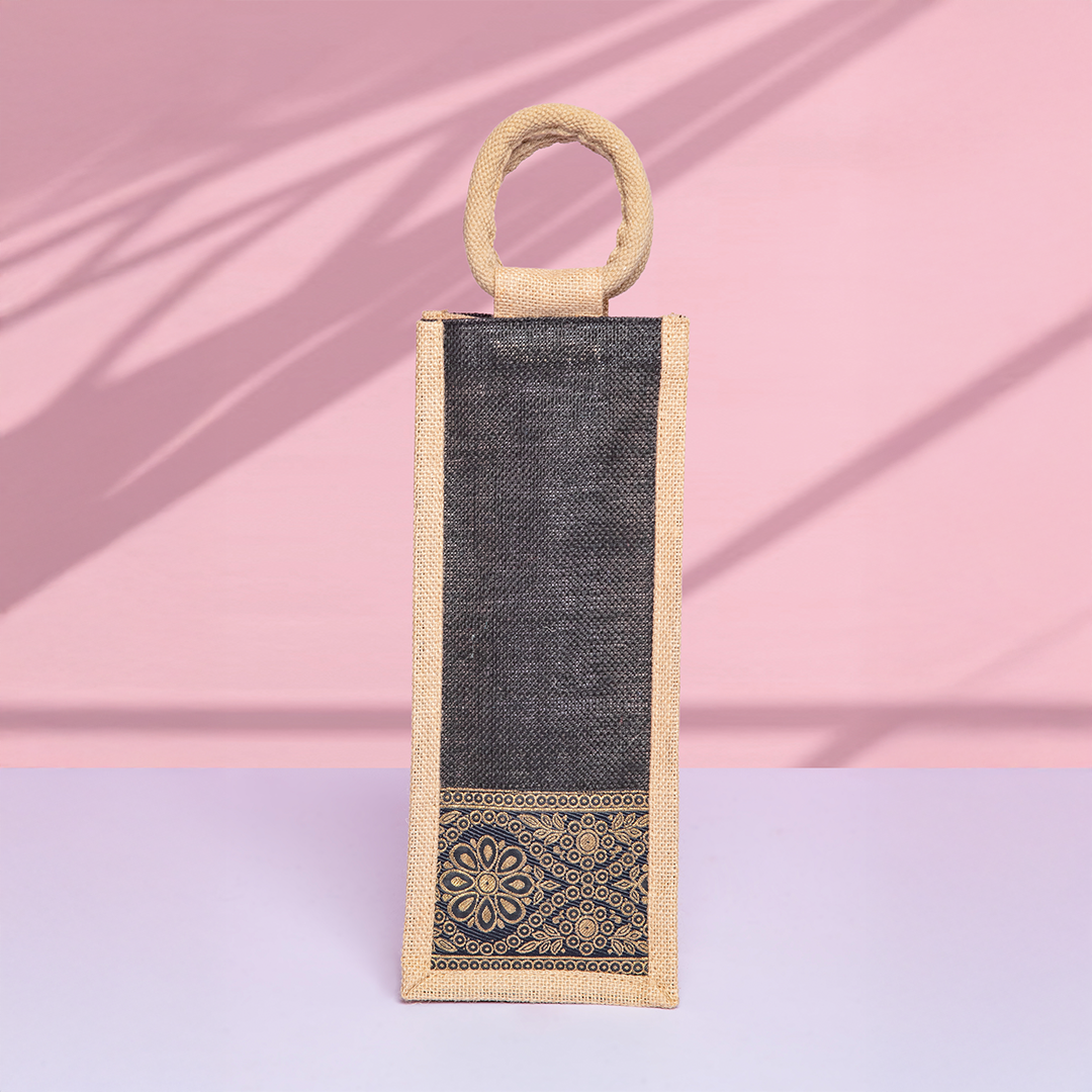 Bottom Lace Jute Bottle Bag