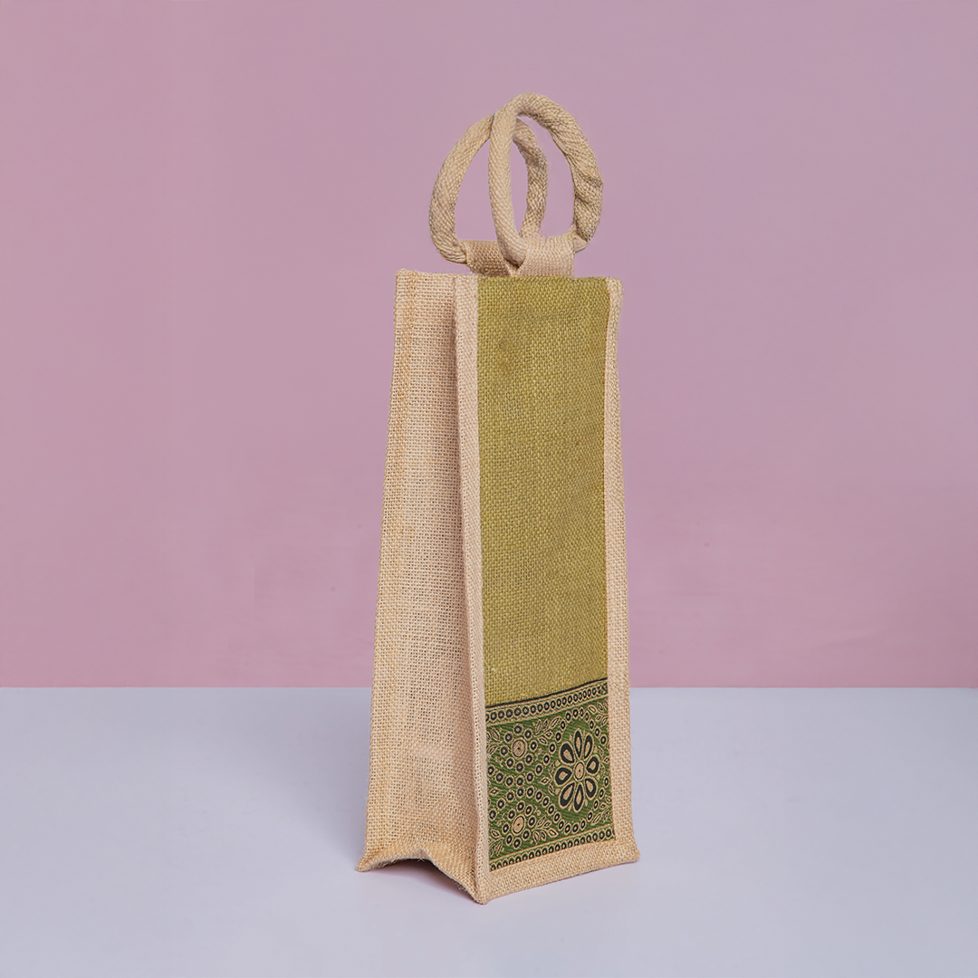 Bottom Lace Jute Bottle Bag