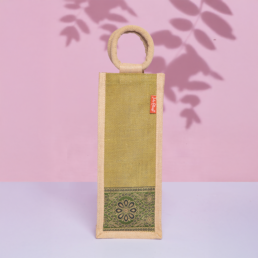 Bottom Lace Jute Bottle Bag