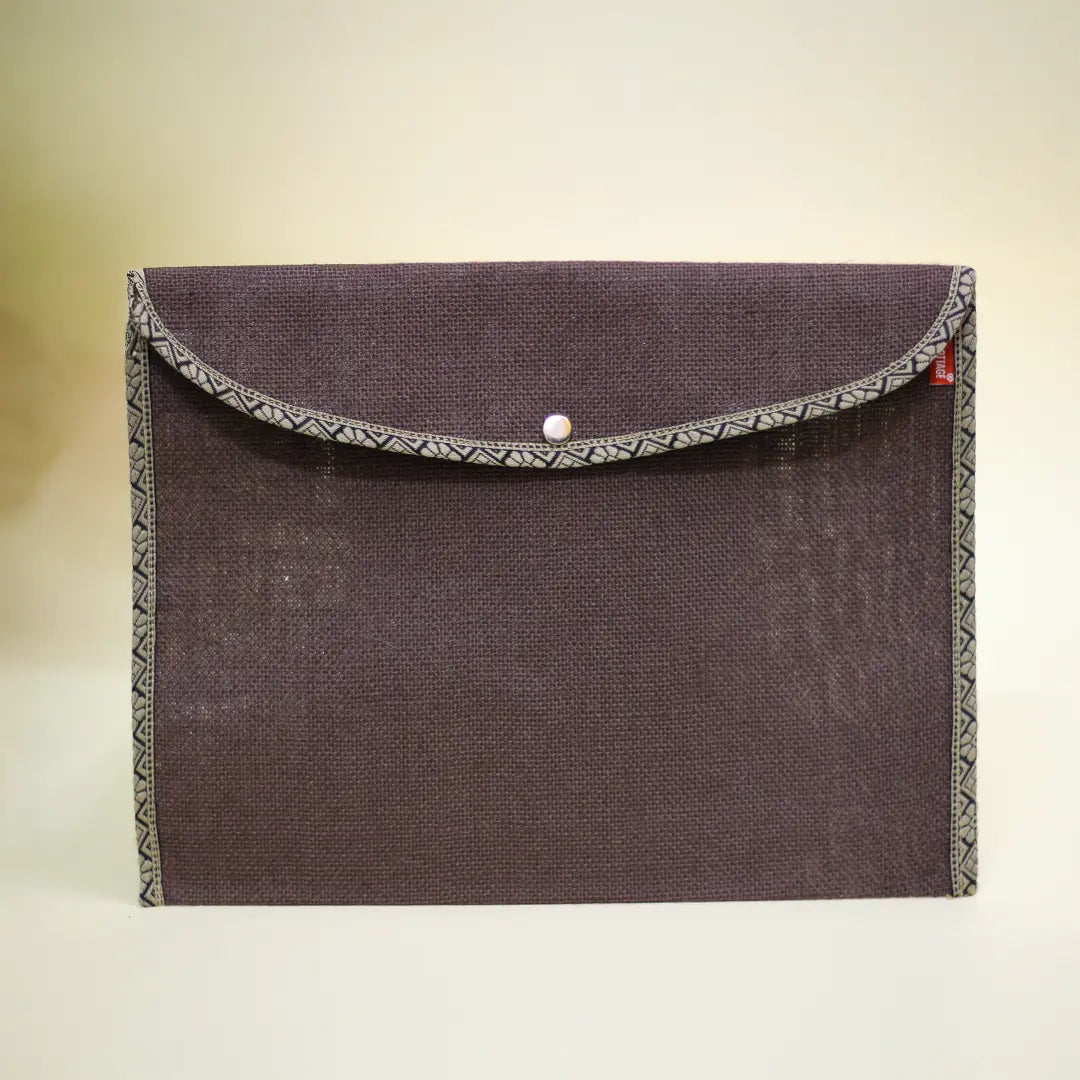 Full Flap folder with button