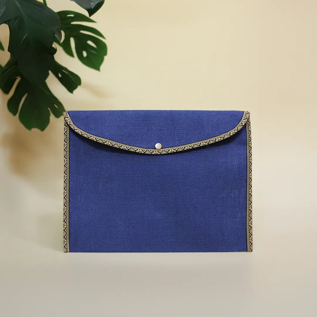 Full Flap folder with button