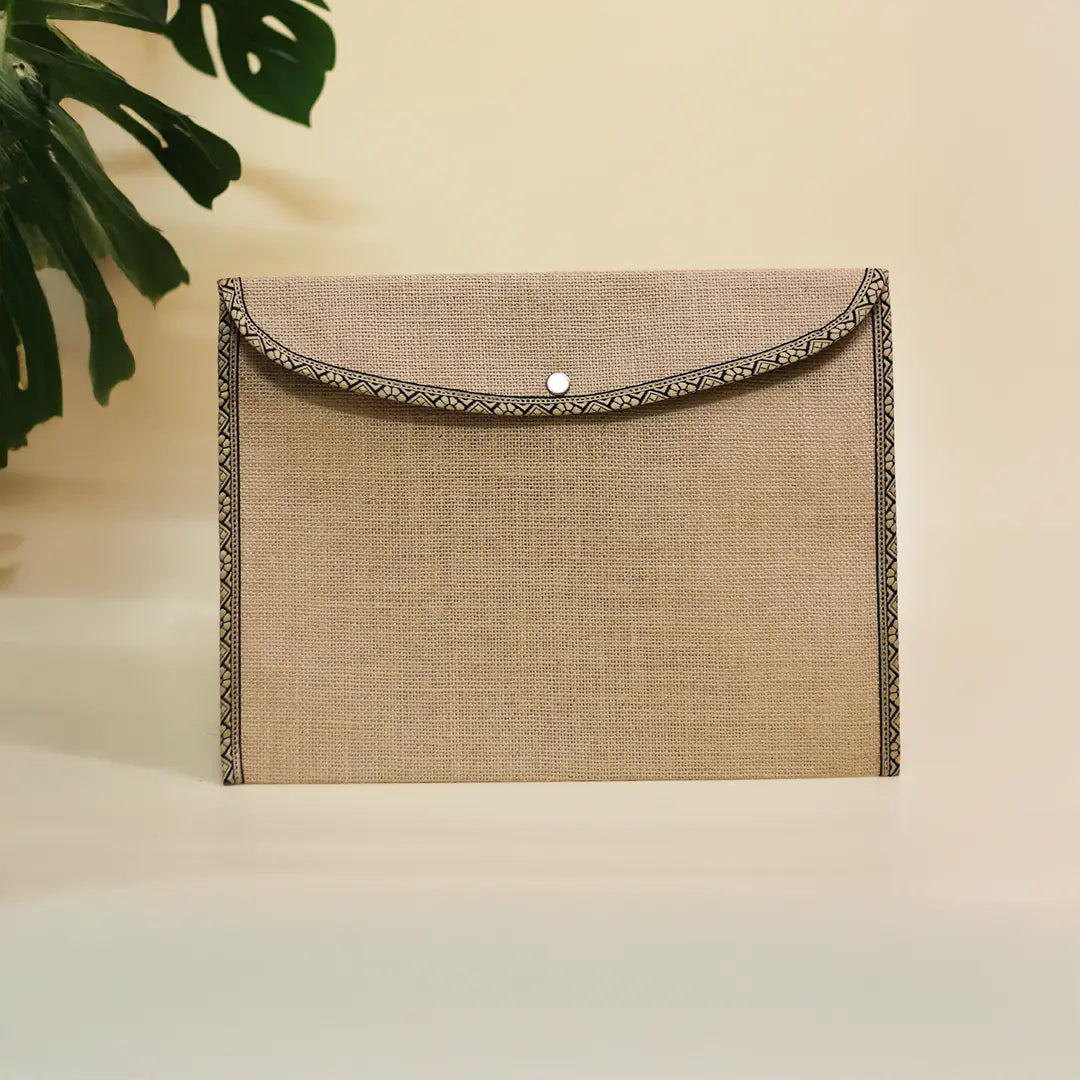 Full Flap folder with button