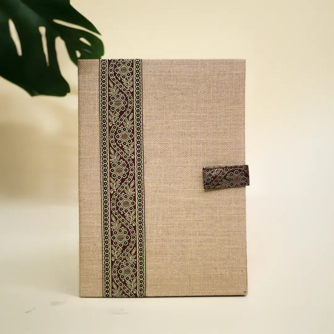 Lace Jute Folder