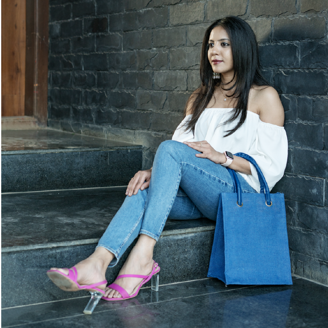 Big Eyelet Jute Lunch Bag