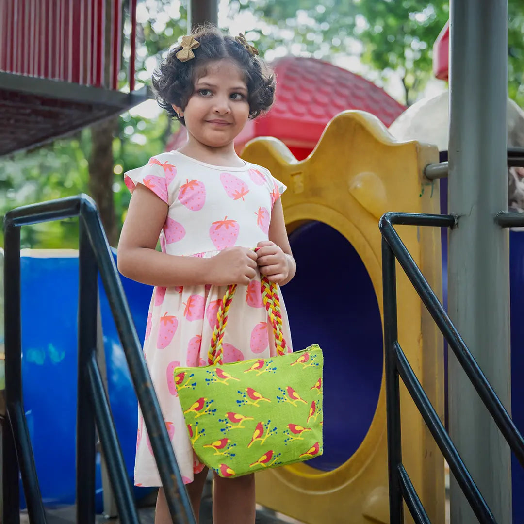 Bird print Mini Wristlet jute bag(D-lock)