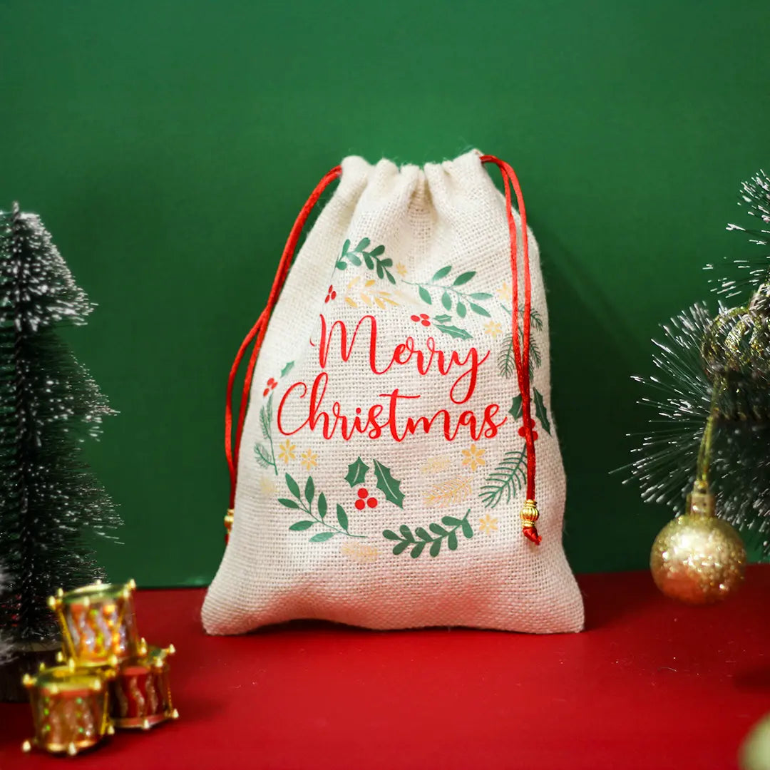 Merry Christmas Wreath String pouch