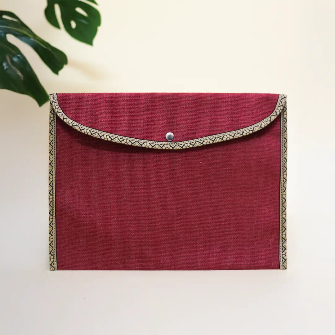 Full Flap folder with button