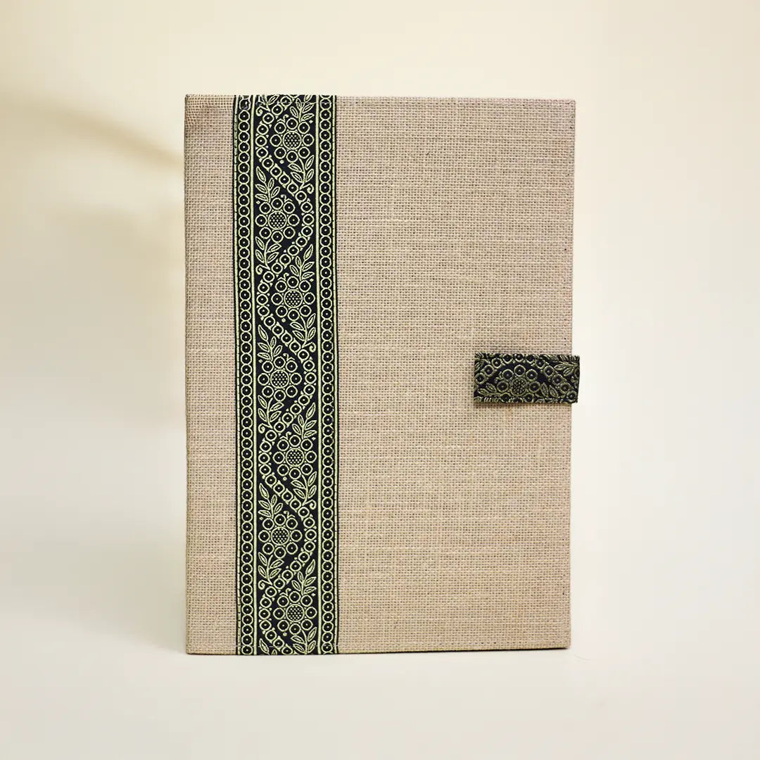 Lace Jute Folder