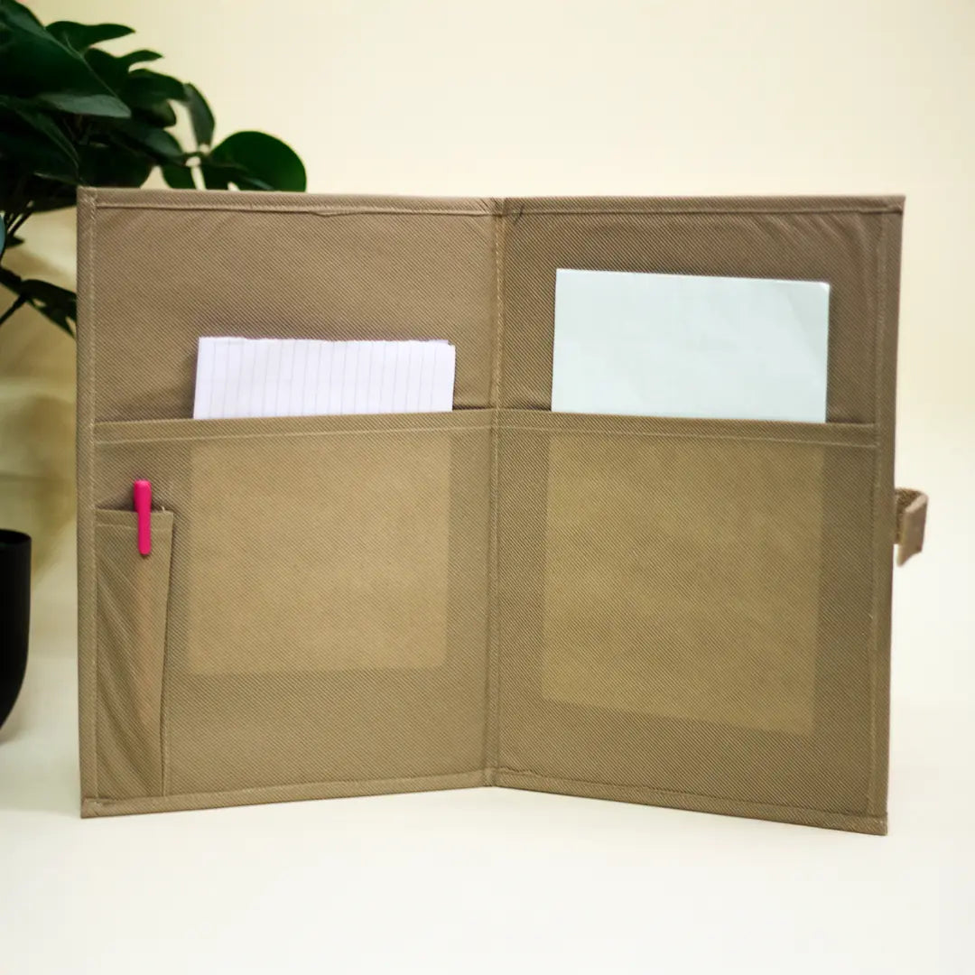 Rustic Folder With Board