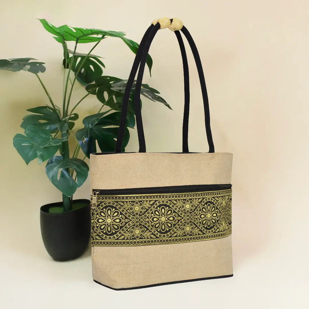Central Lace JUCO Handbag with Front Pocket