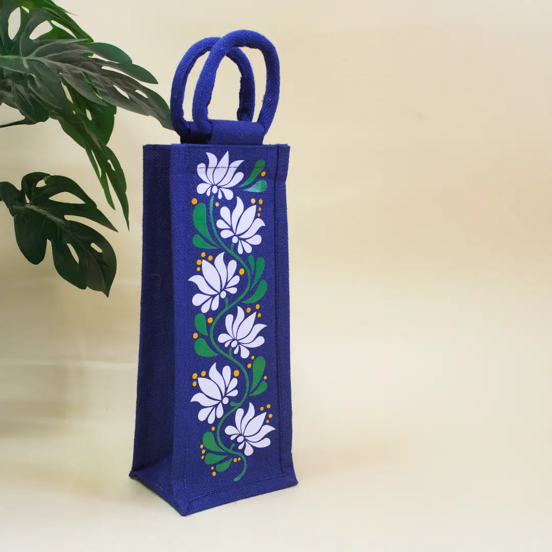 Lotus print Bottle bag