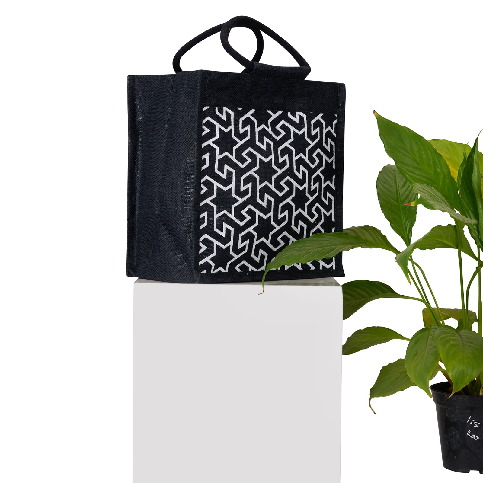 JUTE COTTAGE GEOMETRIC MOTIF PRINT LUNCH ZIPPER, SUSTAINABLE, ECO-FRIENDLY, 100% GENUINE JUTE, STYLISH (BLACK/WHITE 12X12X7)